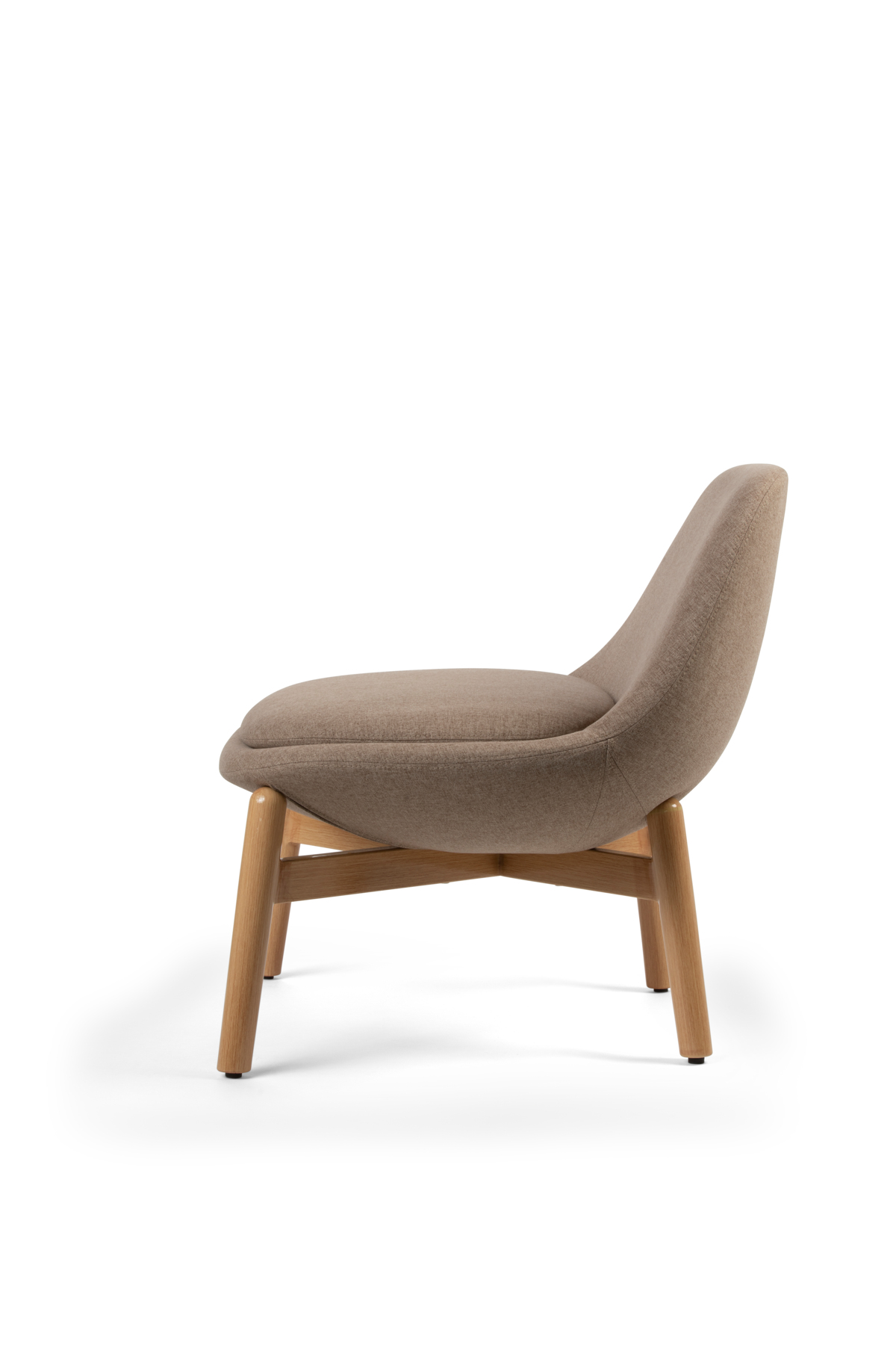 Lounge_chair_L02_sl.jpg